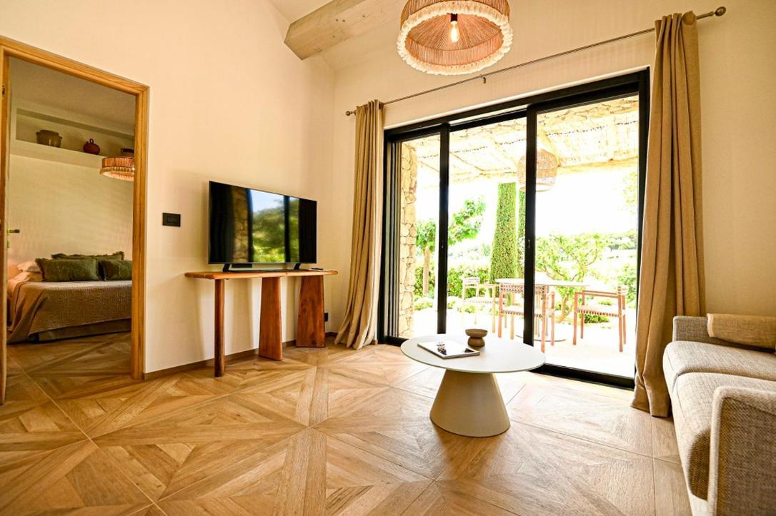 Aparthotel De L'oumède Ramatuelle