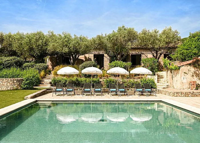 Auberge De L\'Oumede