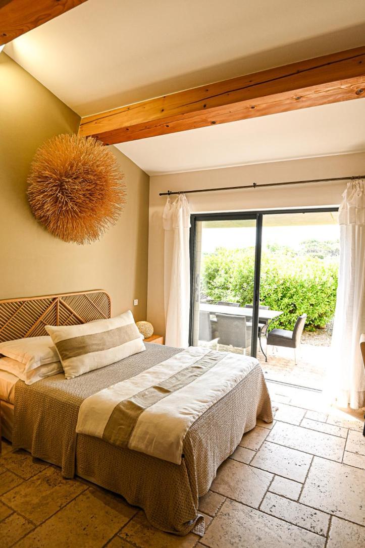 Aparthotel De L'oumede *