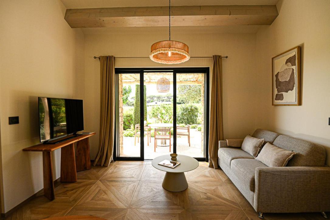 De L'oumede Aparthotel *