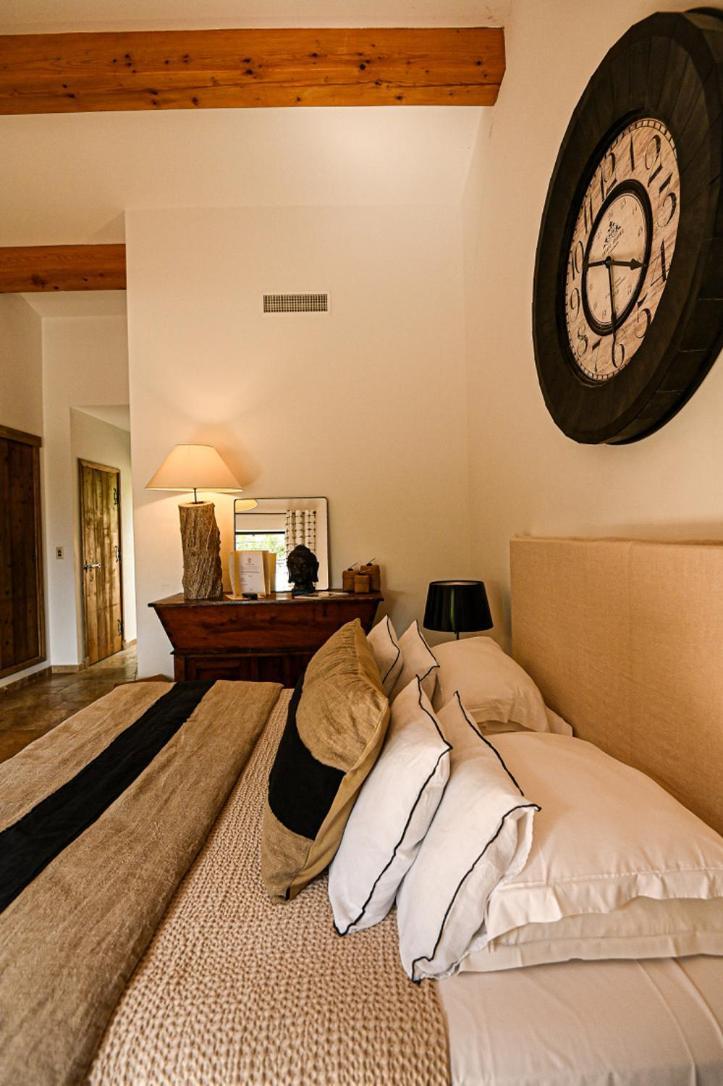 De L'oumede Aparthotel