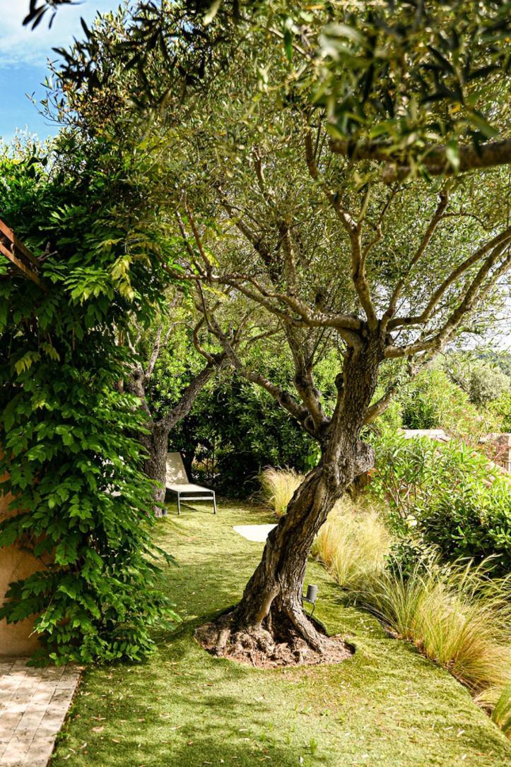 De L'oumede Aparthotel *